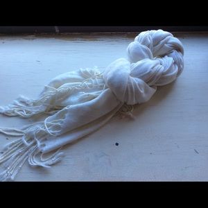 Ivory scarf