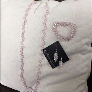 Premier Designs necklace, bracelet and earrings.