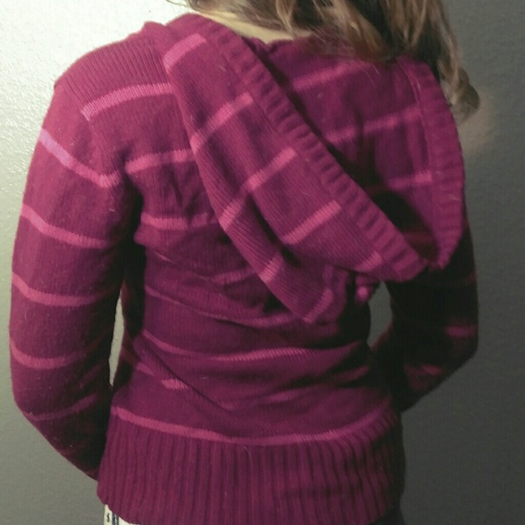 Sweater - Picture 3 of 3