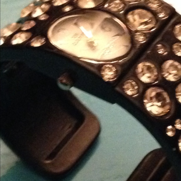 Cuff Crystal Watch - Picture 3 of 3