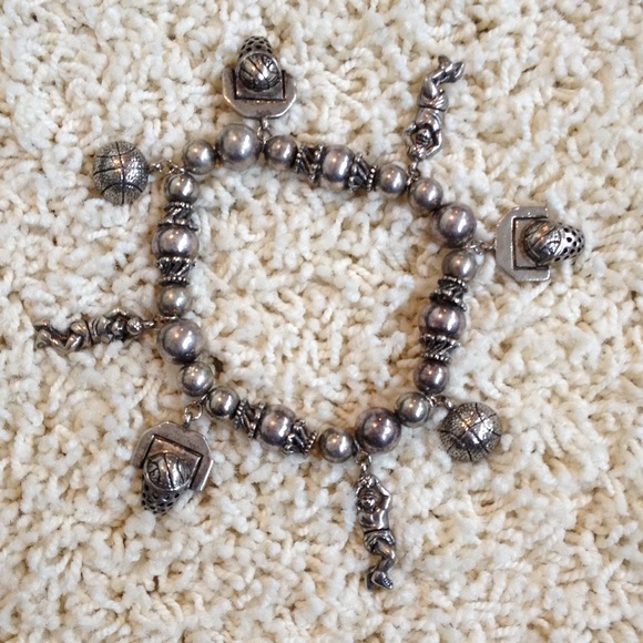 🌸Basketball bracelet