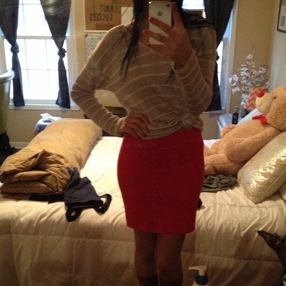 📍SOLD📍 - Picture 2 of 3