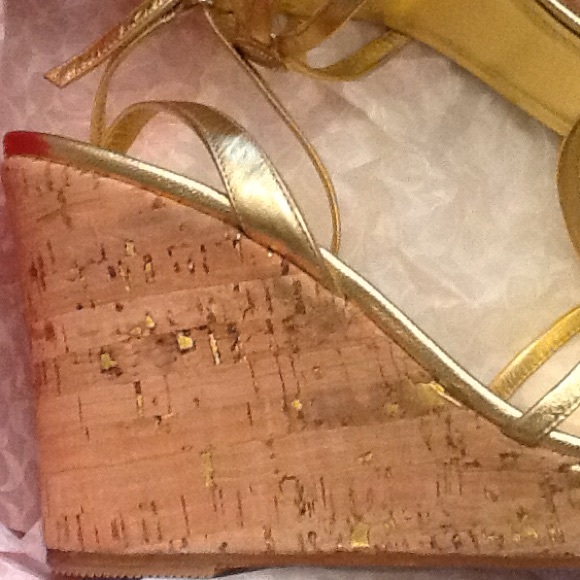 Metallic Gold Coach Wedge - Picture 4 of 4
