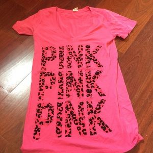 VS pink shirt