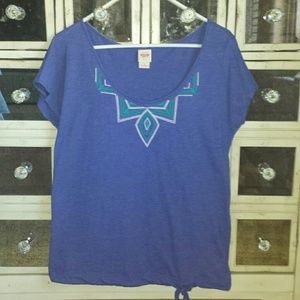 Casual Tee with Embroidered detail