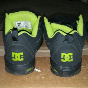 DC shoes skate boarding sneaker Men's Sz. 8.5