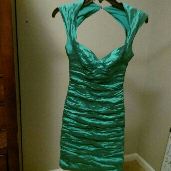 Green Nicole Miller gown