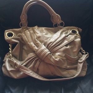 Beige Steve Madden handbag