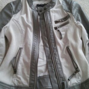 Buckle jacket