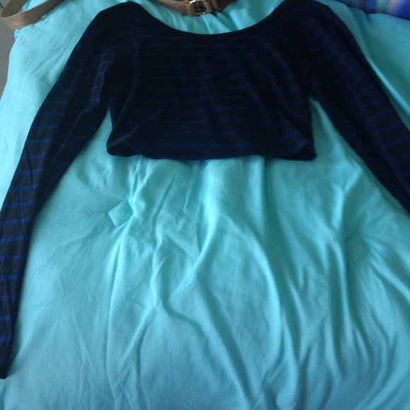 Black and dark blue striped long sleeved crop top