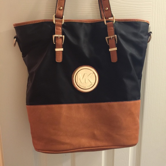 Michael Kors tote