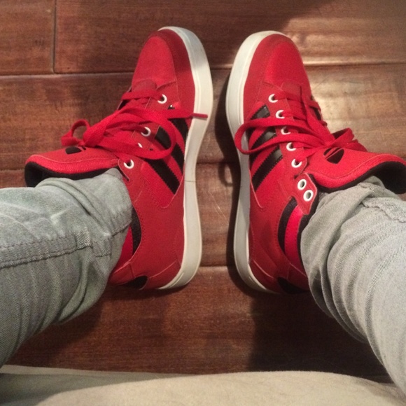 SIZE 4. Black & Red Adidas