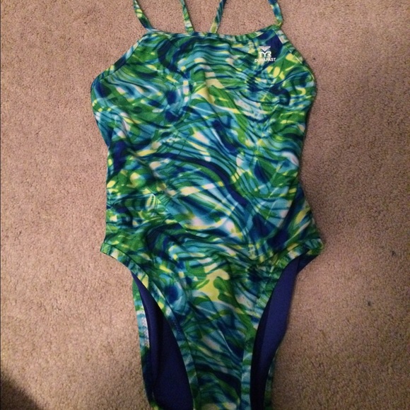 Tyr dura fast small one piece swim
