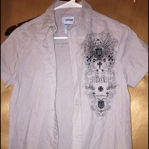 Short sleeve button shirt