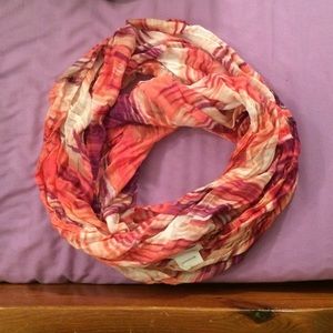 Infinity scarf bundle. Great deal!!
