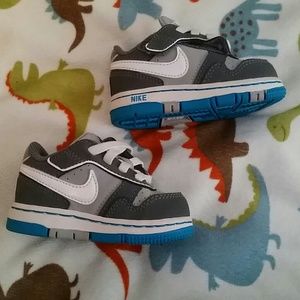 Nike 5c toddler sneakers