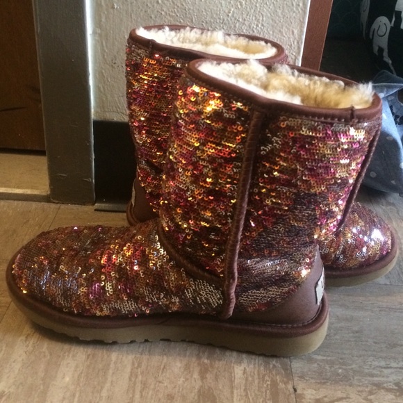 Size 6 Autumn Sequin Ugg Boots