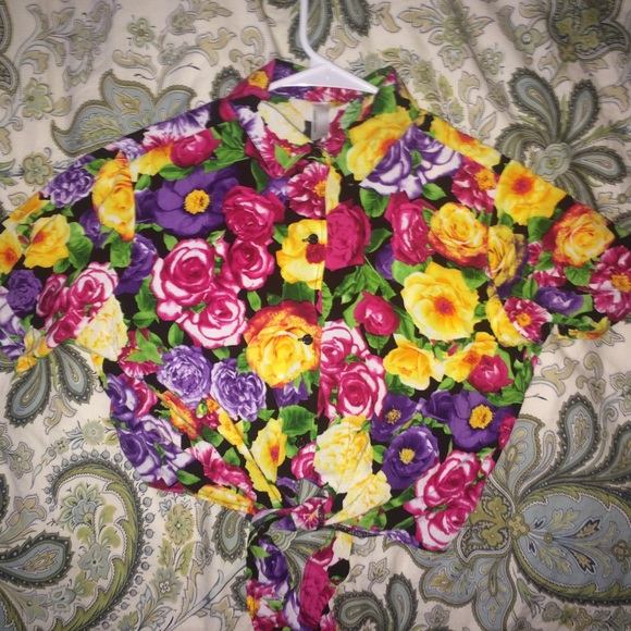 Flower Tie-up Shirt