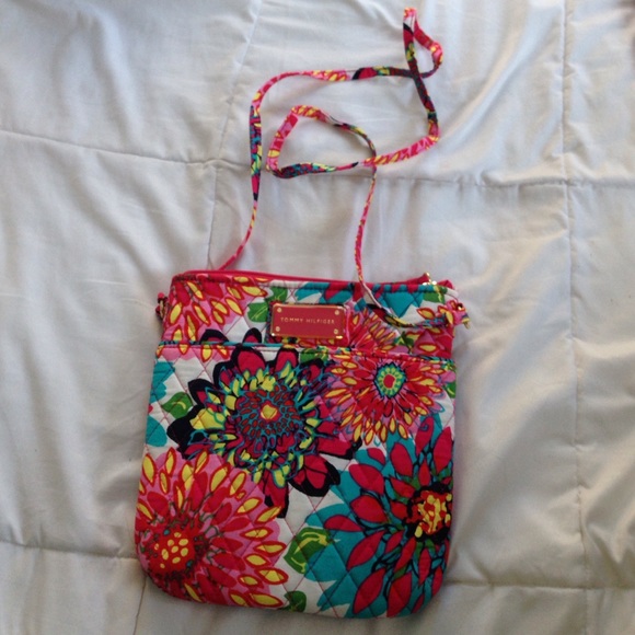 Tommy Hilfiger cross body purse