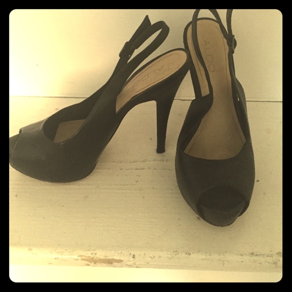 Aldo platform peep toe