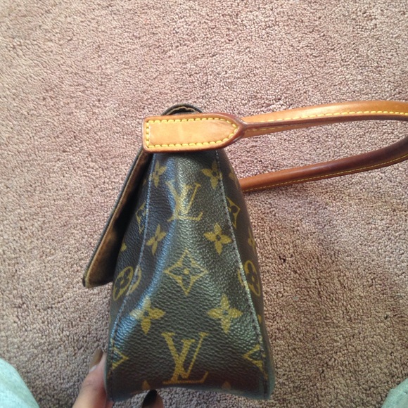 💥SOLD💥 to private buyer - Picture 3 of 4