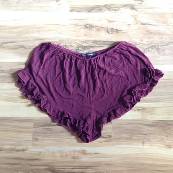 Brandy Melville vodi shorts