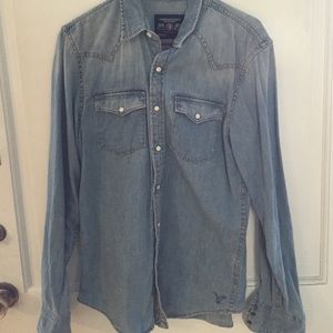 Light wash denim button snap shirt