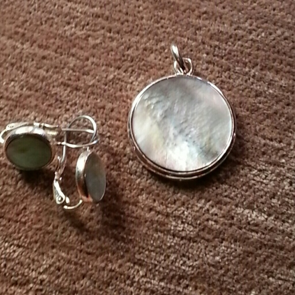 Silver mother of pearl set