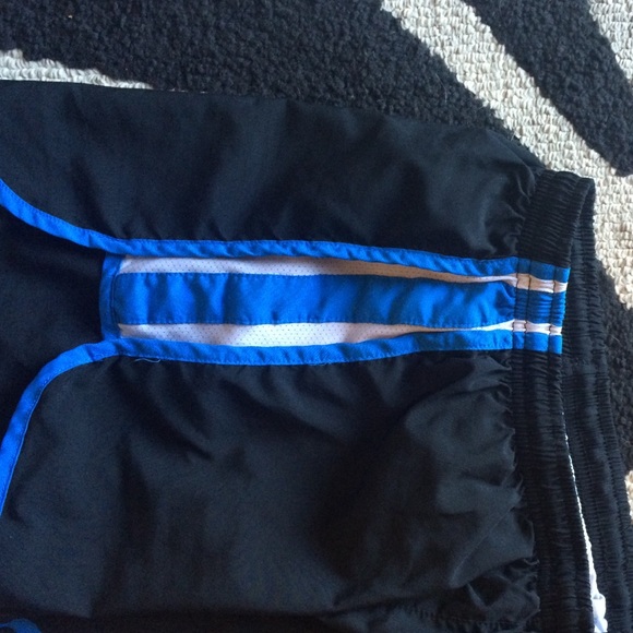 Nike athletic shorts - Picture 2 of 2