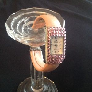 Ladies Costume Wrist Watch