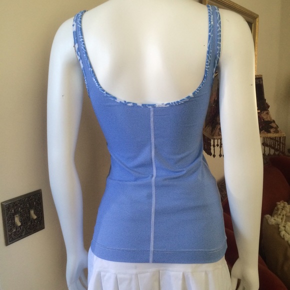 Lululemon Active Tank XS-S - Picture 2 of 4