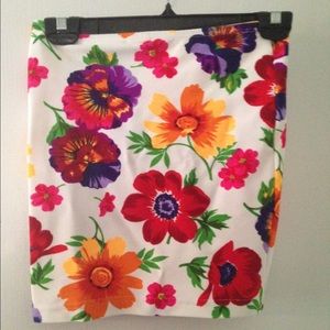 American Apparel Flower patterned skirt