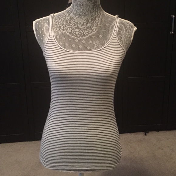 Black and white GaP striped tank. Like new.