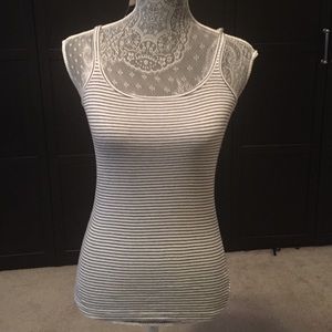 Black and white GaP striped tank. Like new.