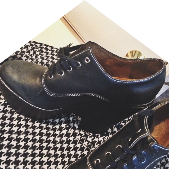 Jefferey Campbell lo-cut Tardys