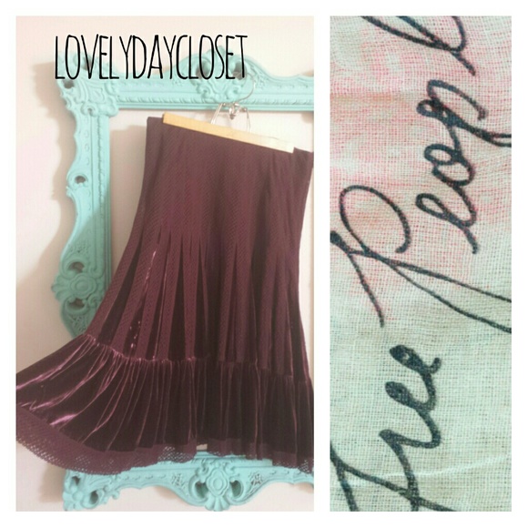 Velvet crochet skirt