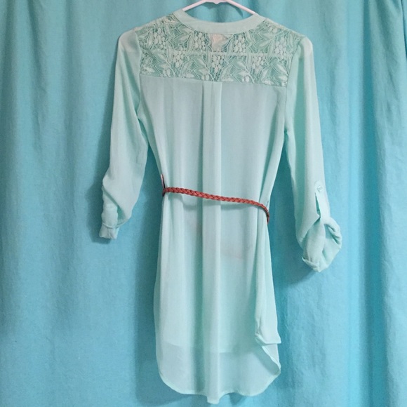 Top - Picture 2 of 2