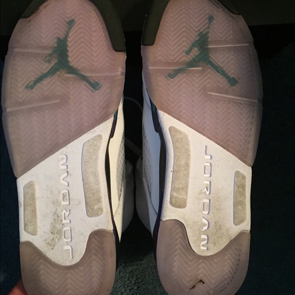 *****Sold******Air Jordan Retro 5 "Grapes" - Picture 4 of 4