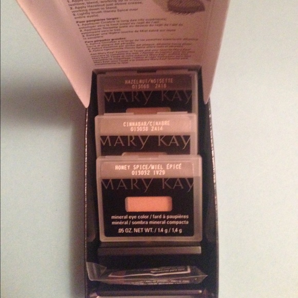 Mary Kay-Mineral Eye Color Bundle-Hazel Eyes