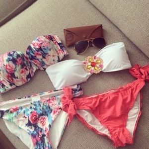 ISO CUTE BATHING SUITS