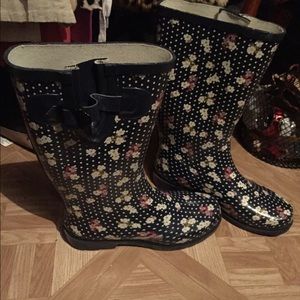 Floral Rain boots 🌸