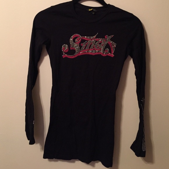 NWOT!! Smet Long Sleeve Top❤️