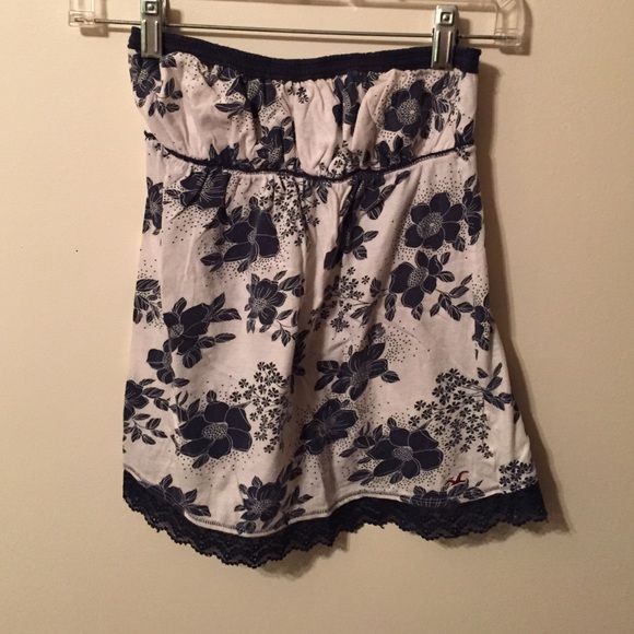 Hollister Strapless Top!