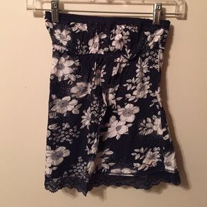 Hollister Sleeveless Top💙