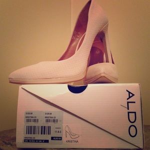 these pumps will look gorgeous w/ everything.