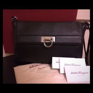 🎉❌SOLD❌🎉🎉🎉Auth Salvatore Ferragamo Abbey Bag