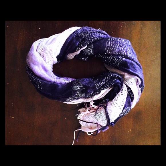 Purple and pink scarf