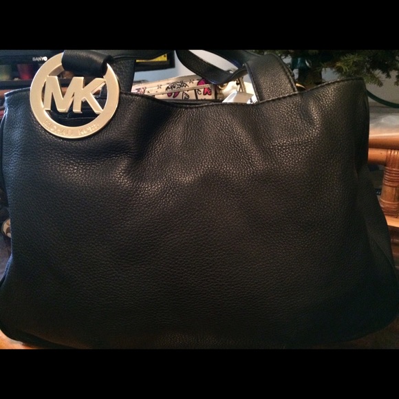 Michael Kors blk leather bag