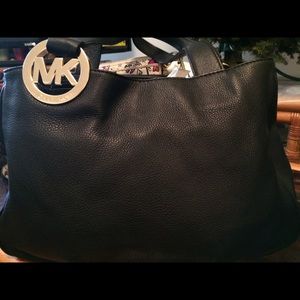Michael Kors blk leather bag