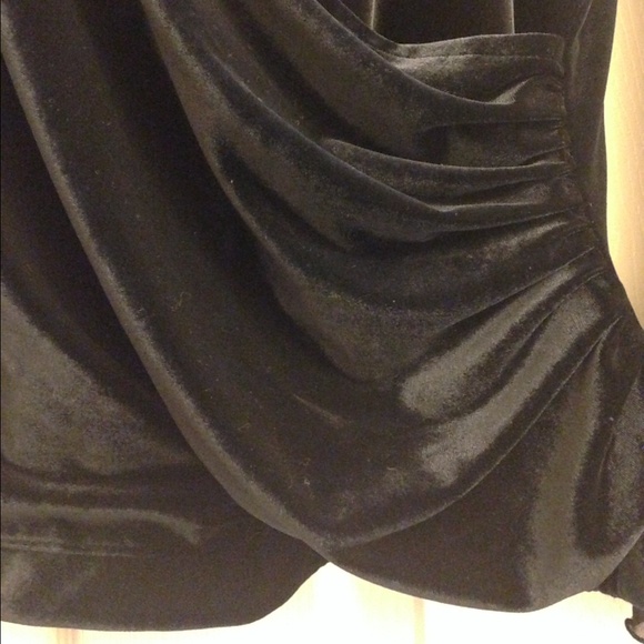 Cachet velvet faux wrap top w feather cuffs - Picture 3 of 4